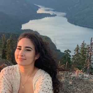 Meet your Posher, Sofia